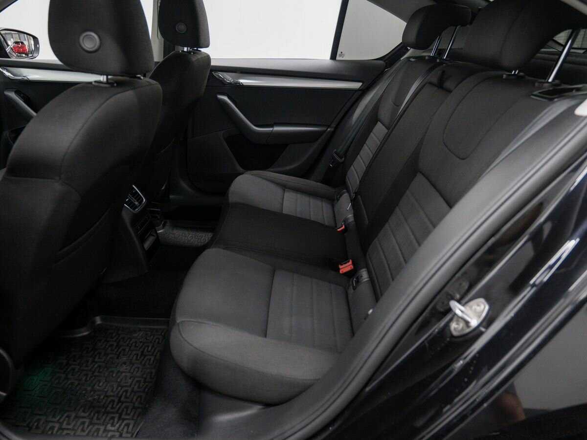 Шкода Октавия б/у, 2016, Роботизированная. Фото: #11