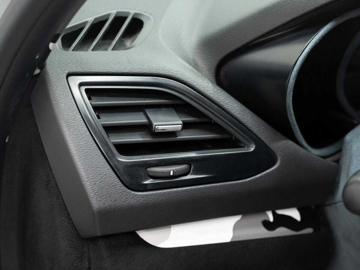 Лада (ВАЗ) Веста б/у, 2020, Механическая. Фото: #18