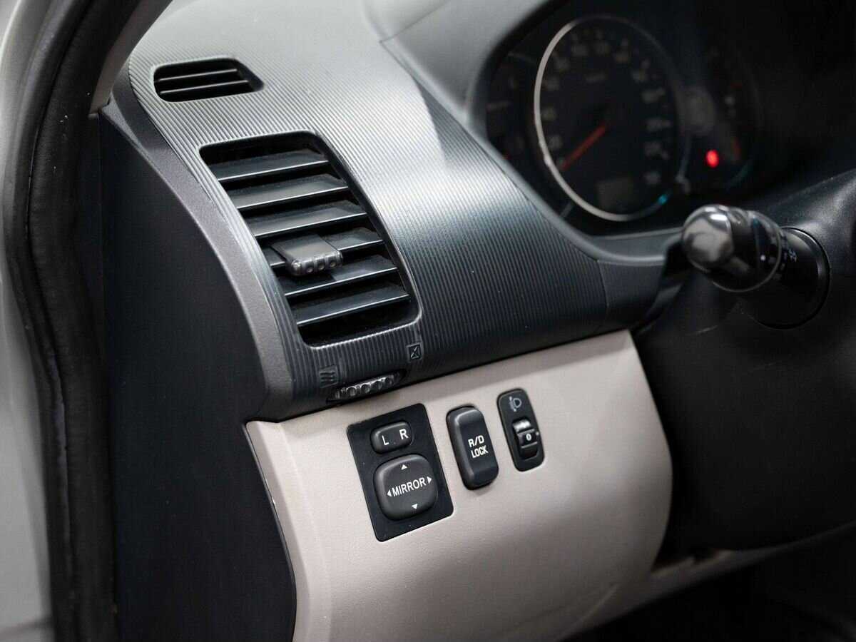 Митсубиши Паджеро Спорт б/у, 2014, Механическая. Фото: #16