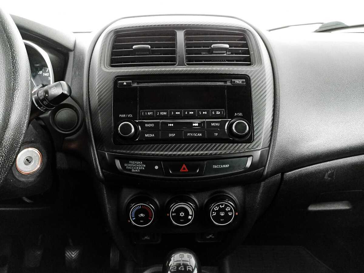 Митсубиши АС-Икс б/у, 2014, Механическая. Фото: #10