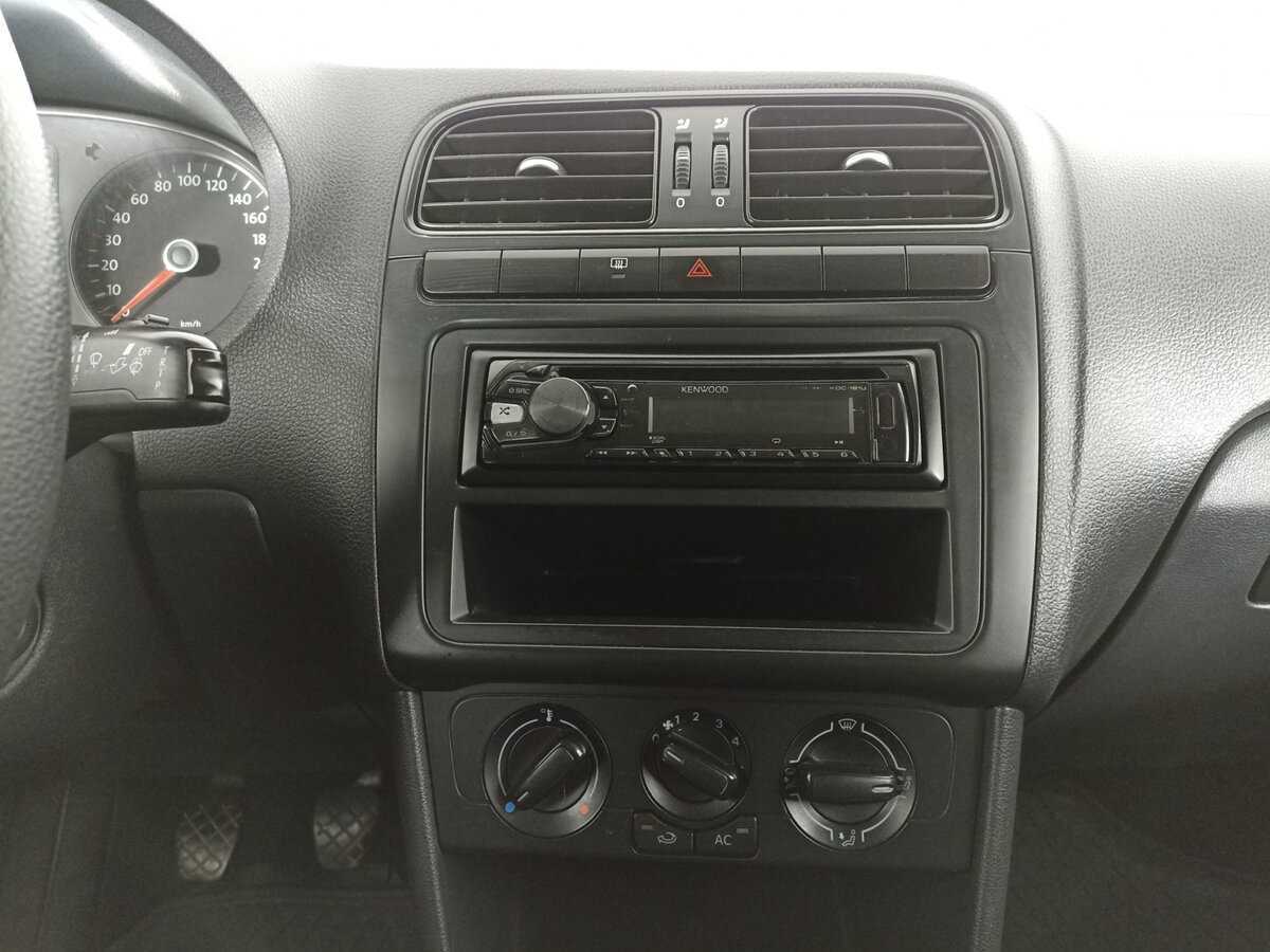 Фольксваген Поло б/у, 2014, Механическая. Фото: #12