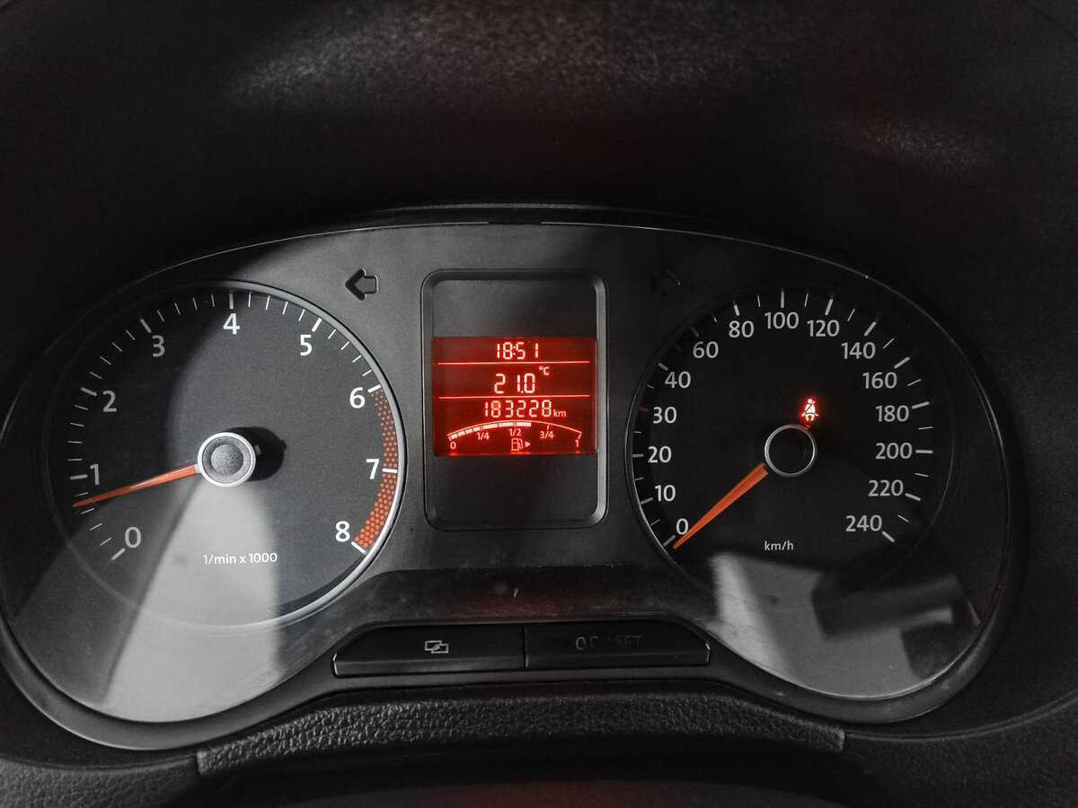 Фольксваген Поло б/у, 2012, Механическая. Фото: #10