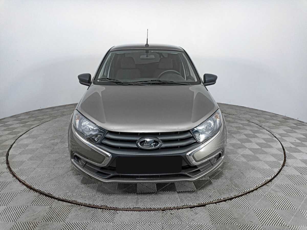 Лада (ВАЗ) Гранта б/у, 2021, Механическая. Фото: #1