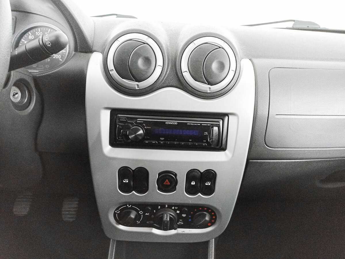 Рено Сандеро б/у, 2014, Механическая. Фото: #12