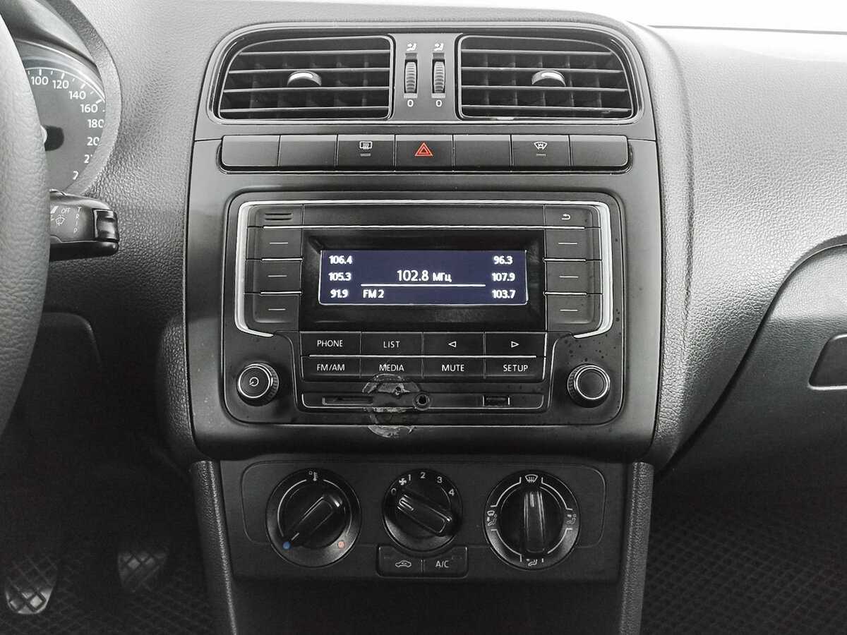 Фольксваген Поло б/у, 2019, Механическая. Фото: #12