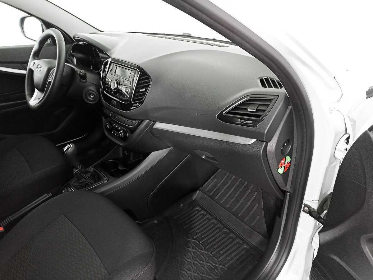 Лада (ВАЗ) Веста б/у, 2021, Механическая. Фото: #6