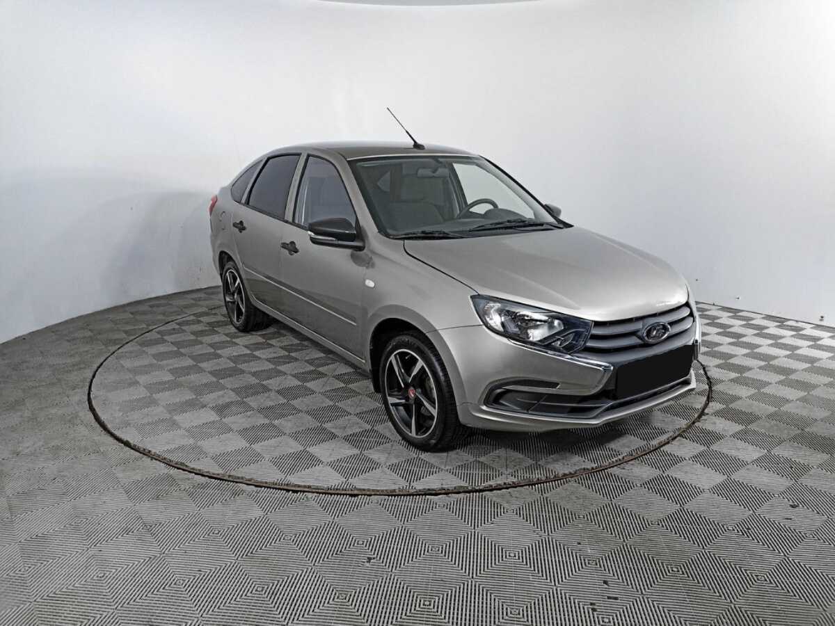 Лада (ВАЗ) Гранта б/у, 2019, Механическая. Фото: #2