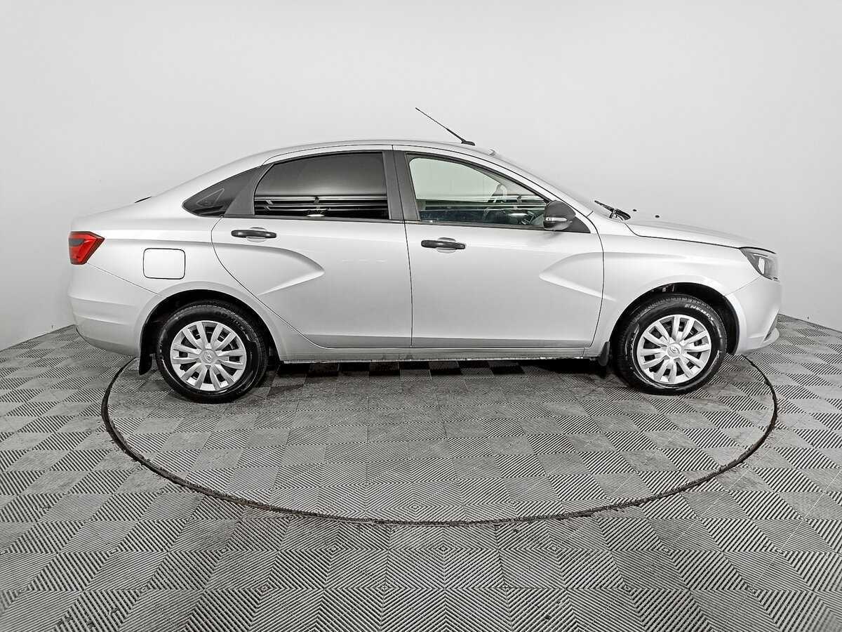 Лада (ВАЗ) Веста б/у, 2018, Механическая. Фото: #3