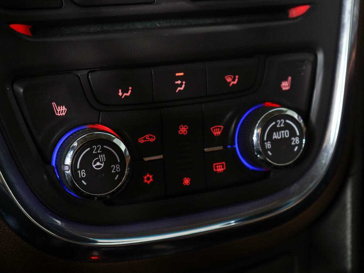 Опель Мокка б/у, 2013, Автоматическая. Фото: #13