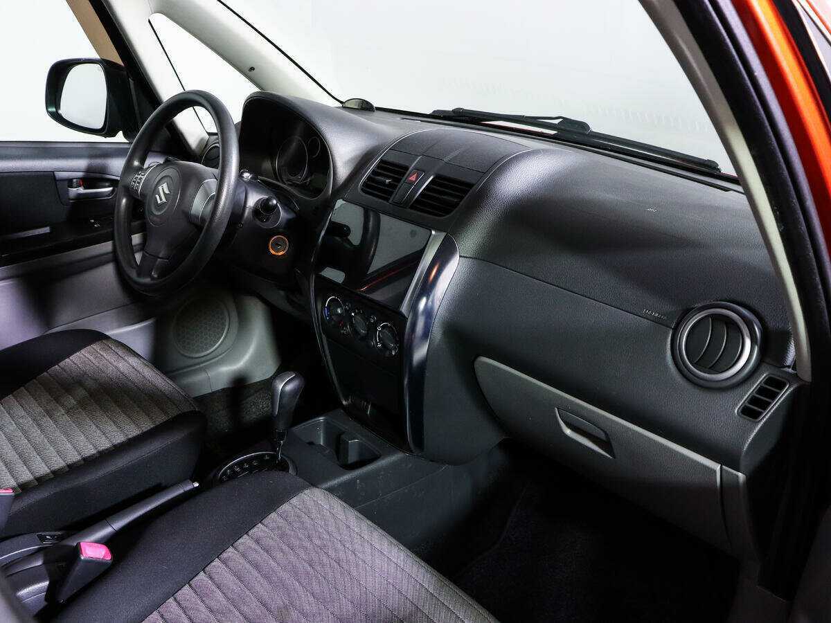 Сузуки С-Икс4 б/у, 2012, Автоматическая. Фото: #8