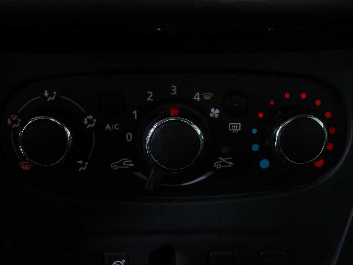 Рено Сандеро б/у, 2017, Механическая. Фото: #12