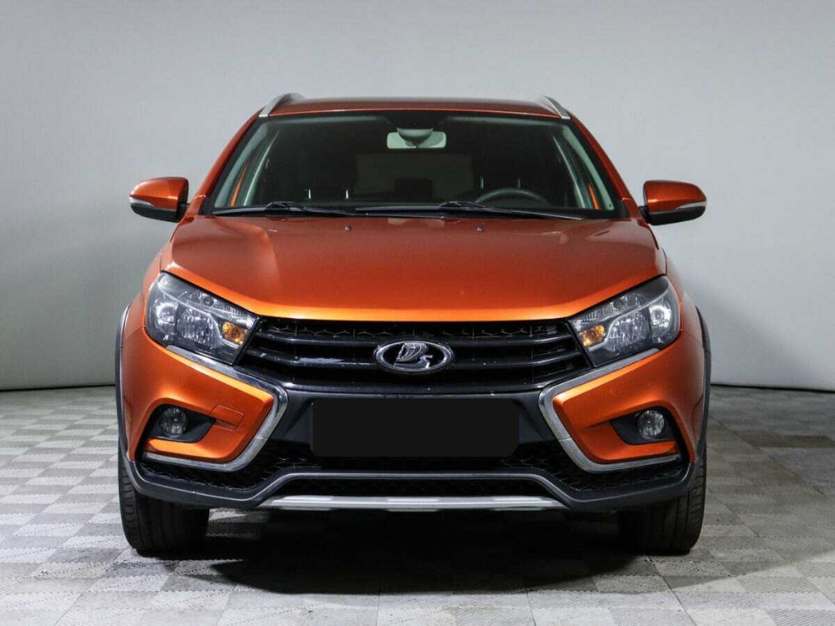 Лада (ВАЗ) Веста б/у, 2018, Механическая. Фото: #1