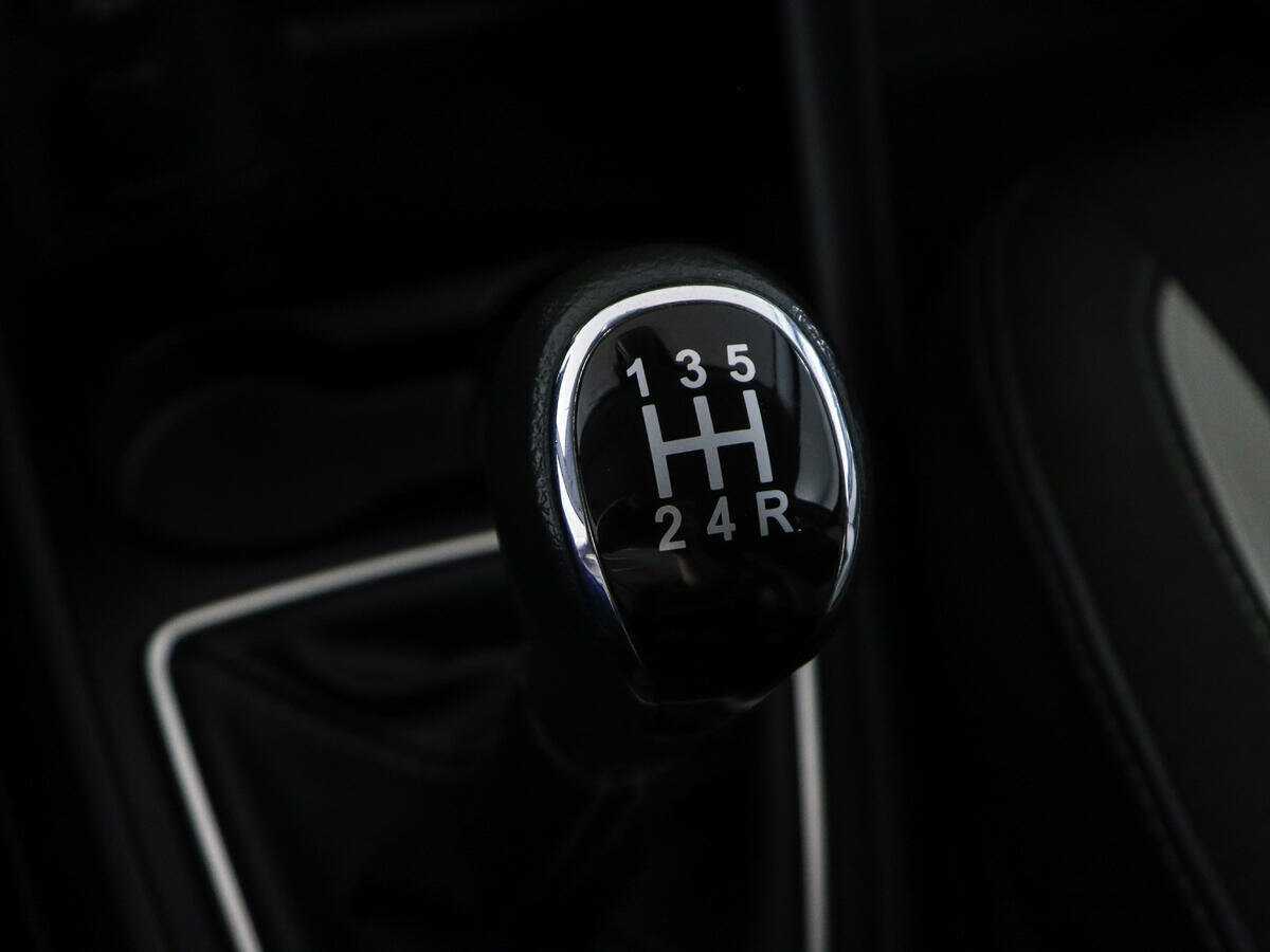 Лада (ВАЗ) Веста б/у, 2018, Механическая. Фото: #16