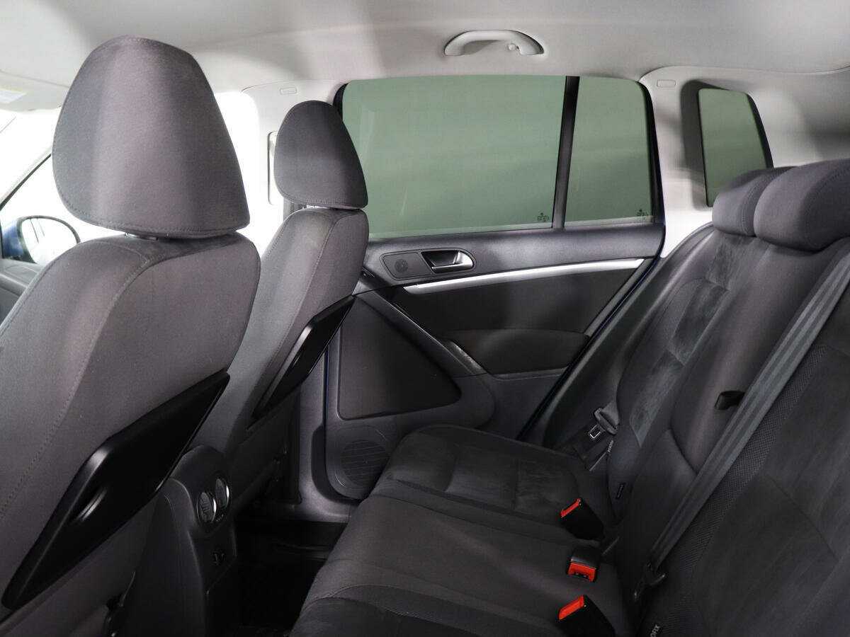 Фольксваген Тигуан б/у, 2012, Автоматическая. Фото: #12