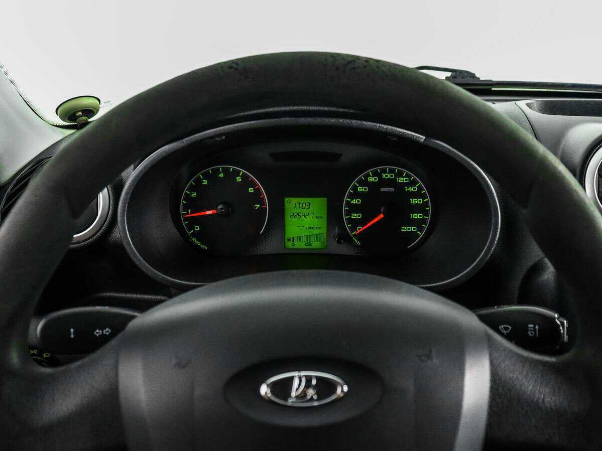 Лада (ВАЗ) Гранта б/у, 2015, Механическая. Фото: #15