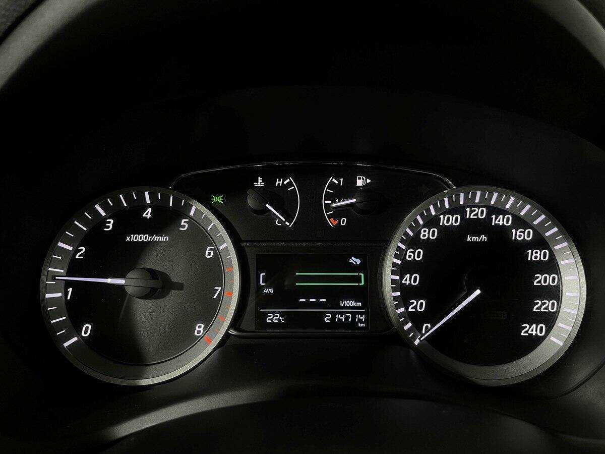 Ниссан Сентра б/у, 2015, Механическая. Фото: #10