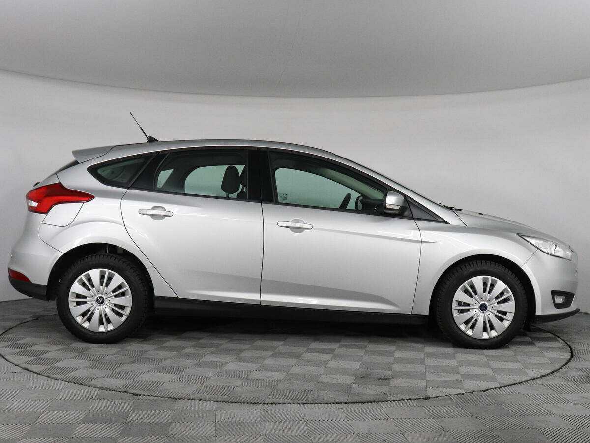 Форд Фокус б/у, 2018, Роботизированная. Фото: #3