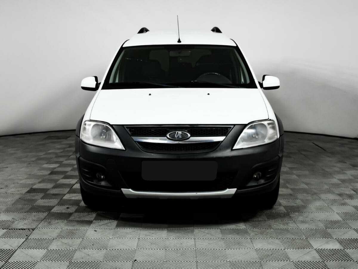 Лада (ВАЗ) Ларгус б/у, 2018, Механическая. Фото: #1