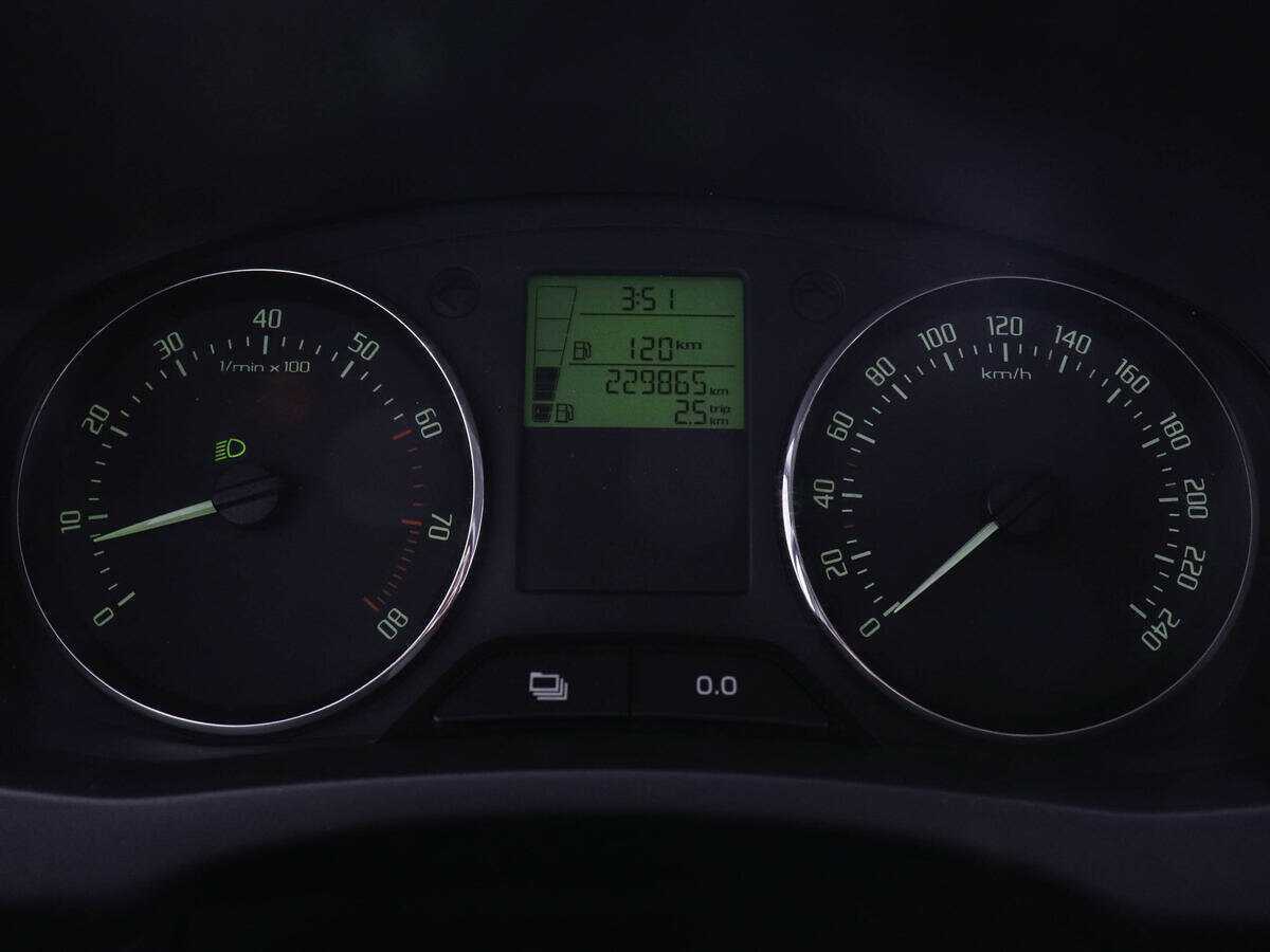 Шкода Фабия б/у, 2013, Механическая. Фото: #6