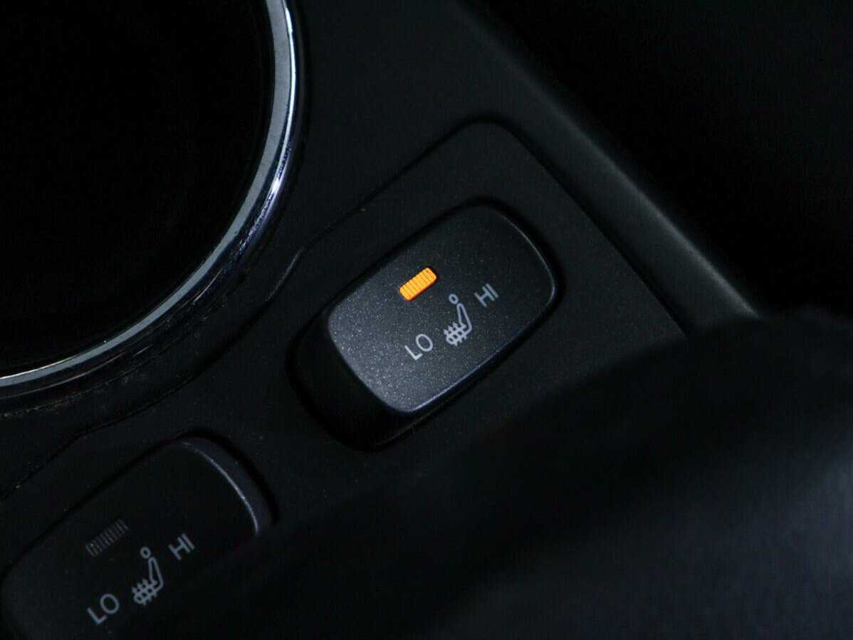 Сан-Ён Актион б/у, 2013, Автоматическая. Фото: #14