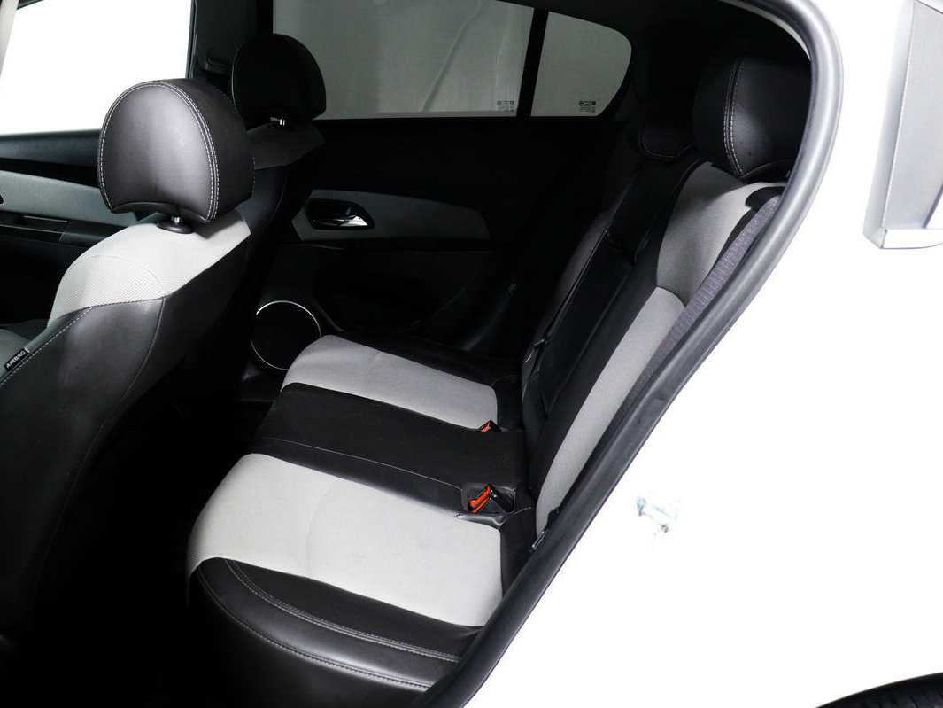 Шевроле Круз б/у, 2014, Автоматическая. Фото: #11