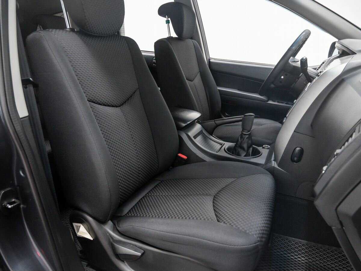 Сан-Ён Кирон б/у, 2013, Механическая. Фото: #4