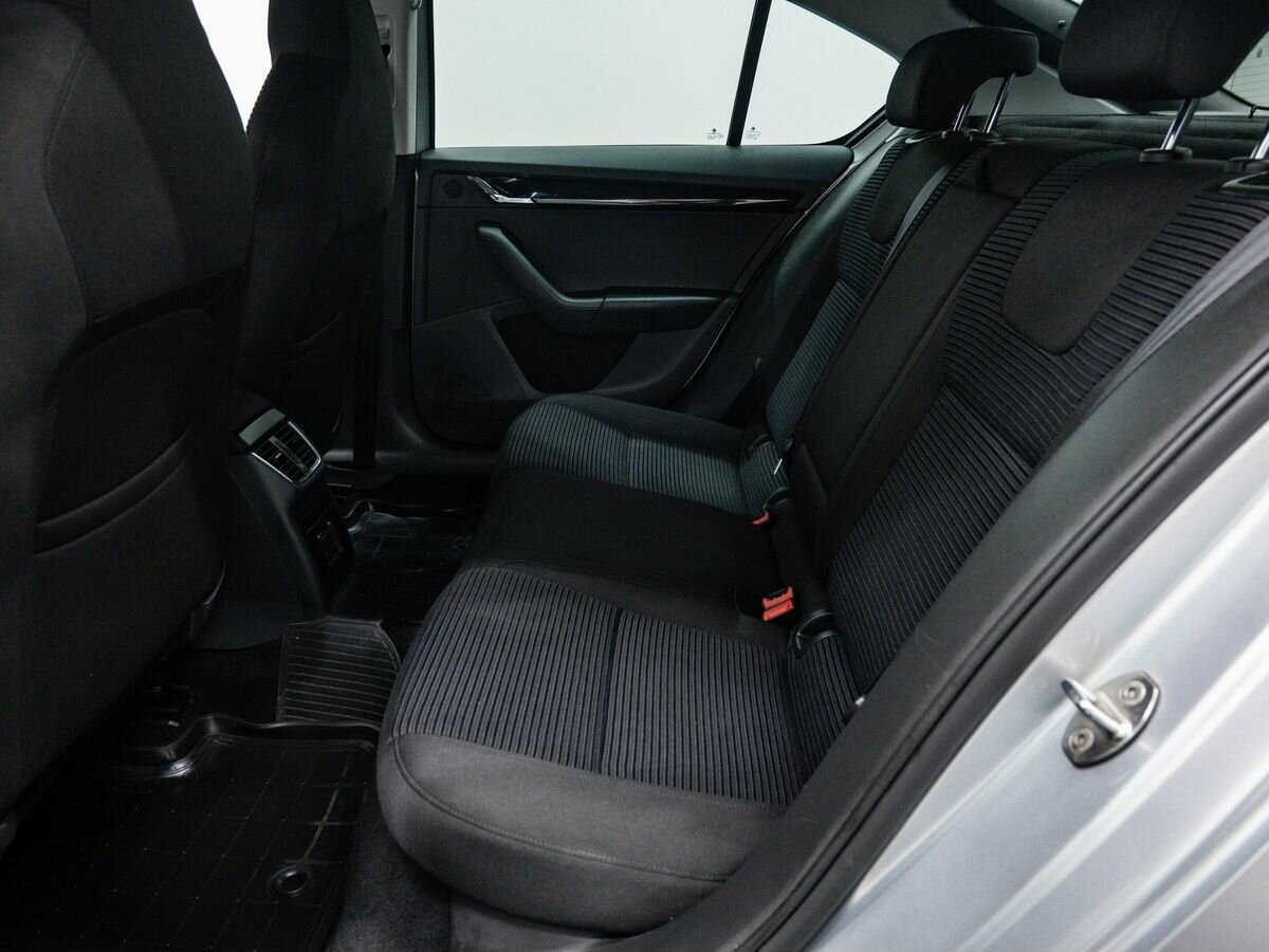 Шкода Октавия б/у, 2015, Роботизированная. Фото: #8