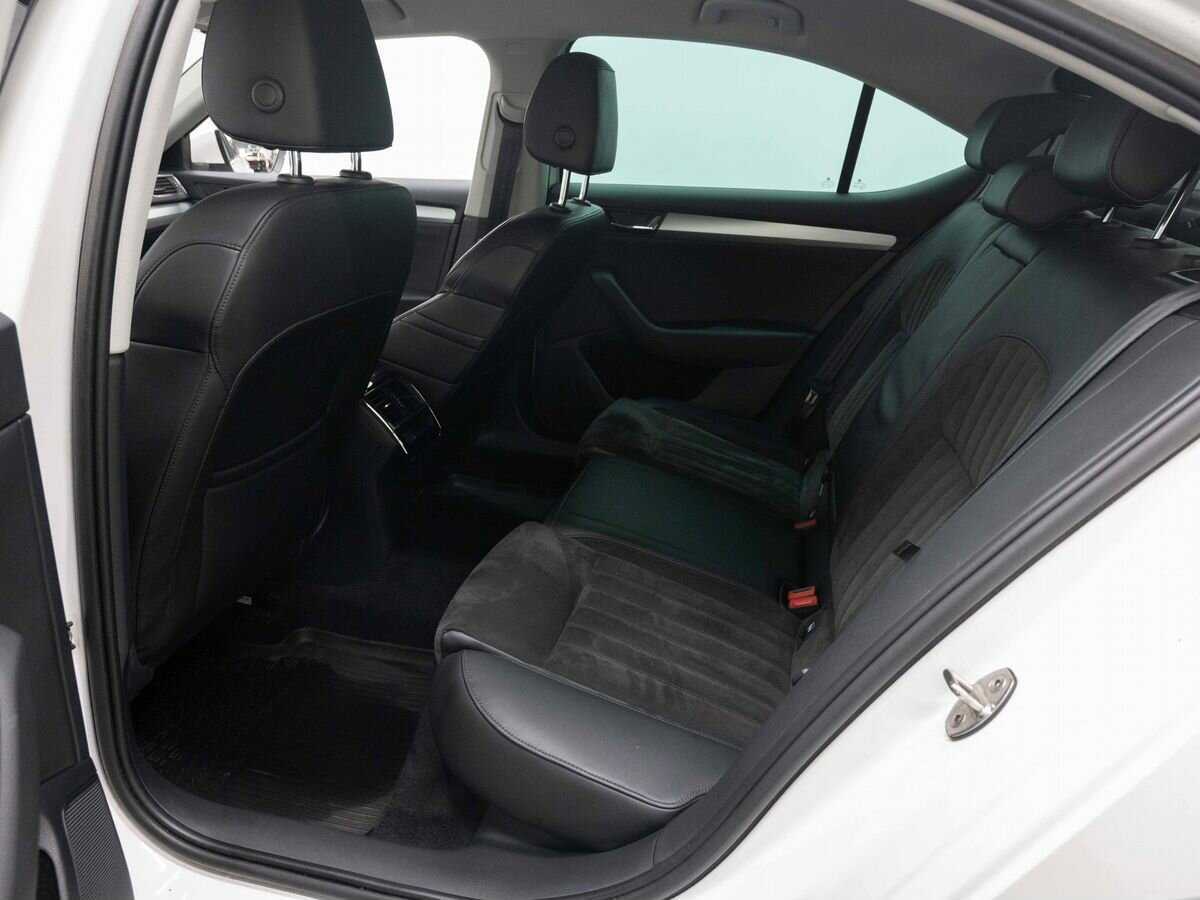 Шкода Суперб б/у, 2016, Роботизированная. Фото: #9