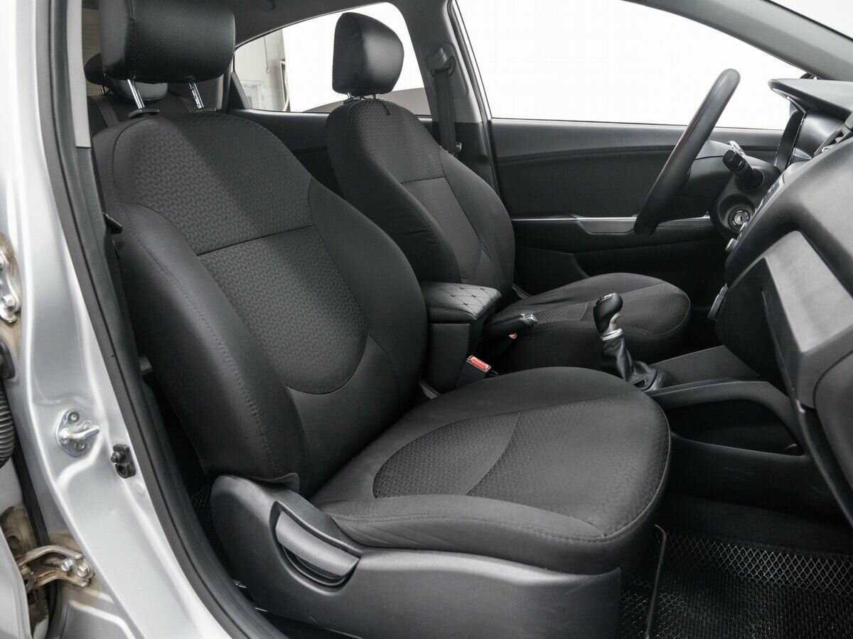 Киа Рио б/у, 2015, Механическая. Фото: #8