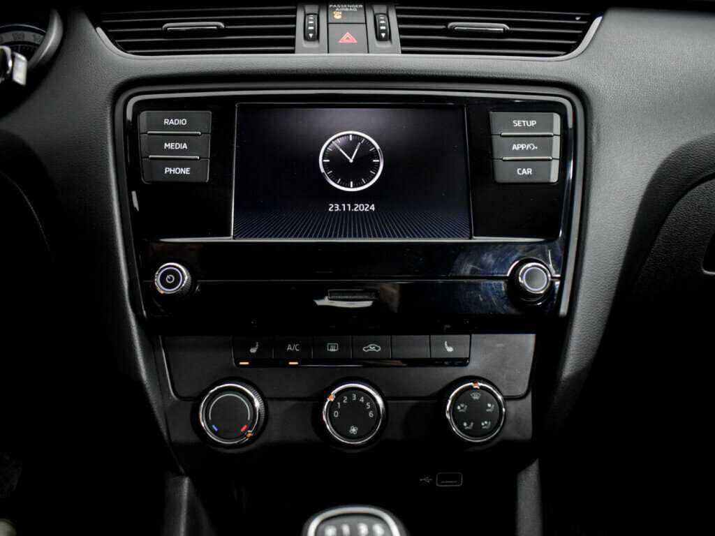 Шкода Октавия б/у, 2019, Механическая. Фото: #10