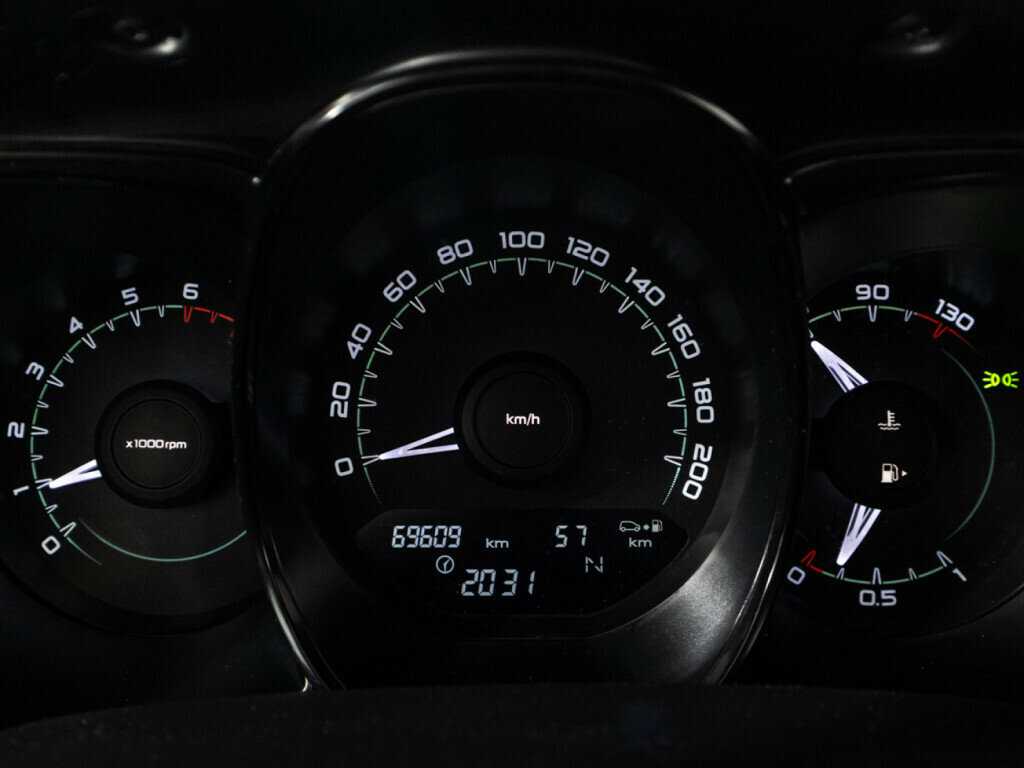 Лада (ВАЗ) Веста б/у, 2017, Роботизированная. Фото: #11