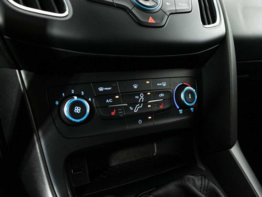 Форд Фокус б/у, 2018, Механическая. Фото: #15