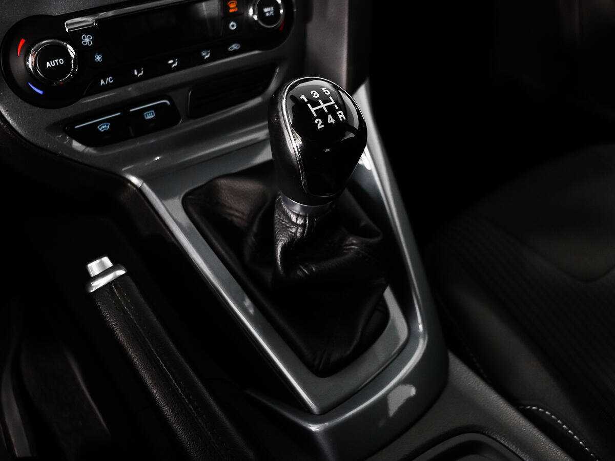 Форд Фокус б/у, 2014, Механическая. Фото: #9