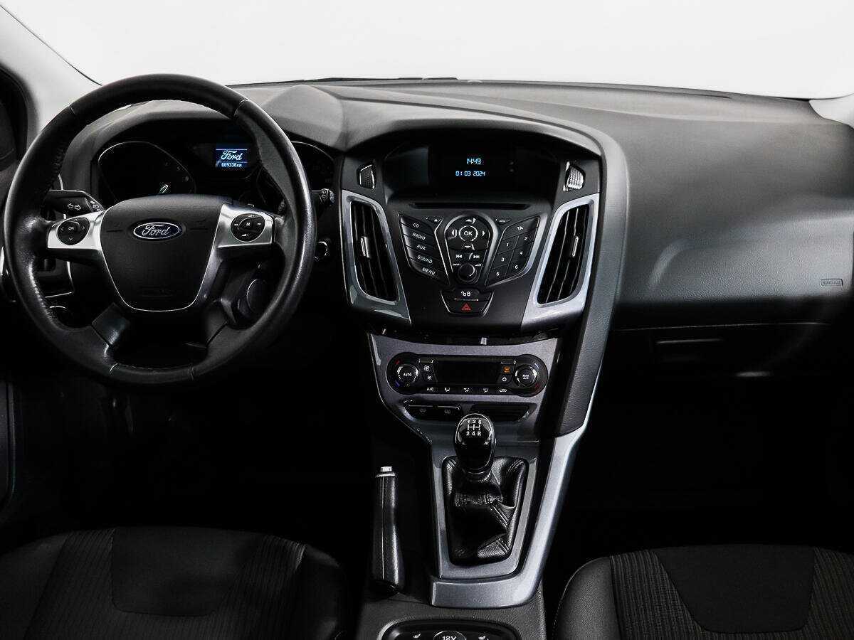 Форд Фокус б/у, 2014, Механическая. Фото: #12