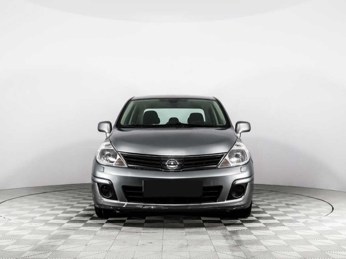 Ниссан Тиида б/у, 2012, Механическая. Фото: #1