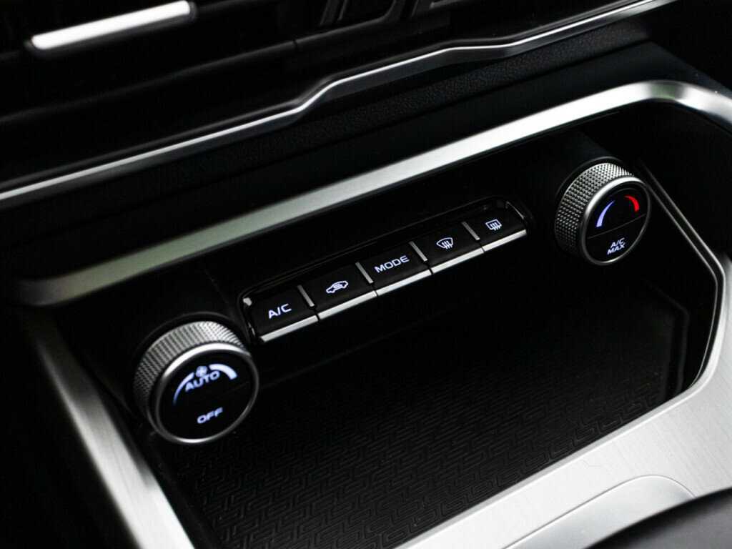 Джили Кулрэй б/у, 2022, Роботизированная. Фото: #17