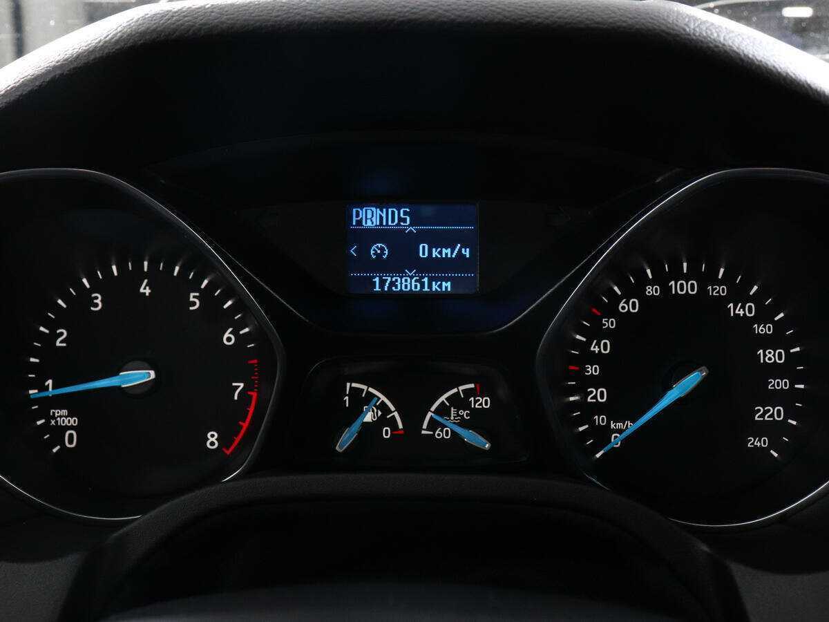 Форд Фокус б/у, 2016, Роботизированная. Фото: #6