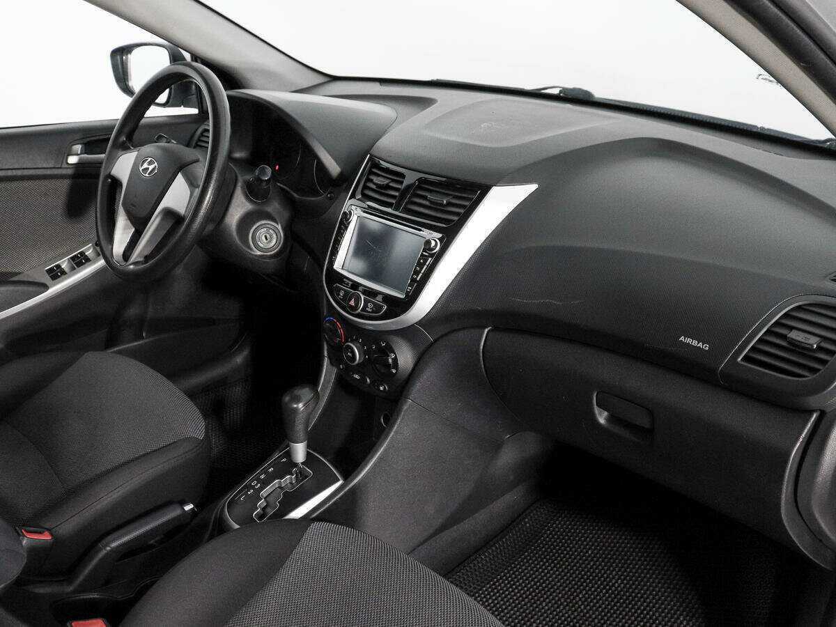 Хендай Солярис б/у, 2013, Автоматическая. Фото: #10