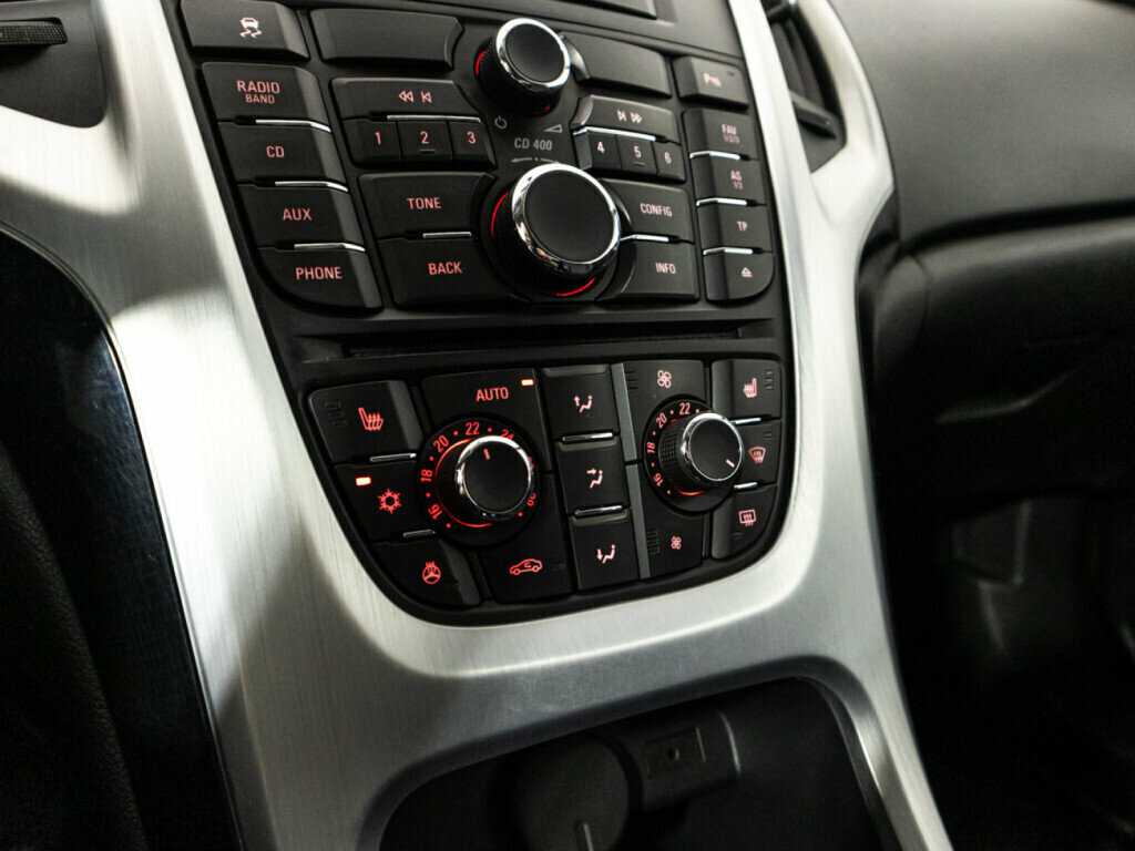 Опель Астра б/у, 2012, Механическая. Фото: #14