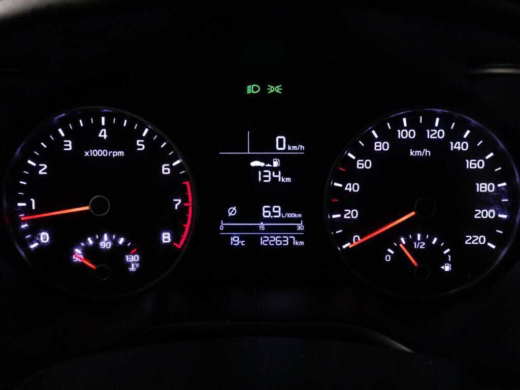 Киа Рио б/у, 2018, Механическая. Фото: #11