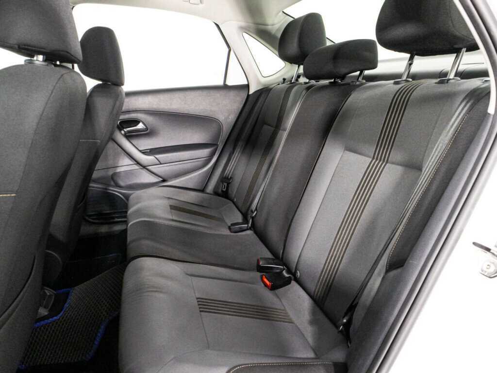 Фольксваген Поло б/у, 2016, Механическая. Фото: #9