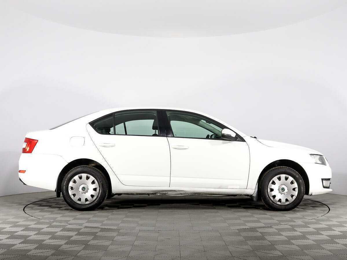 Шкода Октавия б/у, 2016, Механическая. Фото: #3