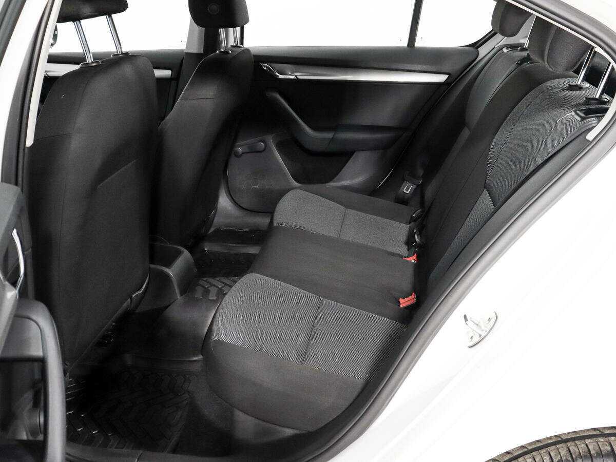 Шкода Октавия б/у, 2016, Механическая. Фото: #9