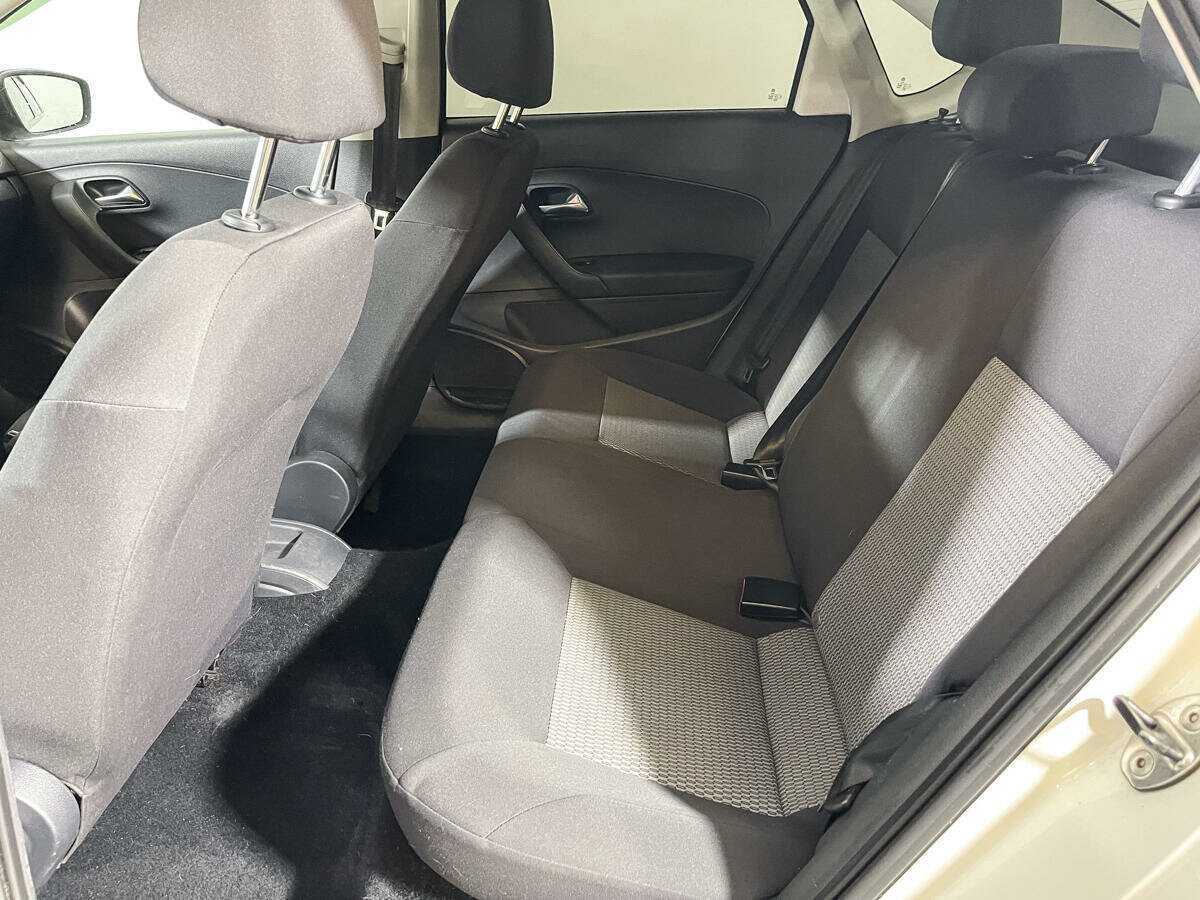 Фольксваген Поло б/у, 2012, Механическая. Фото: #9