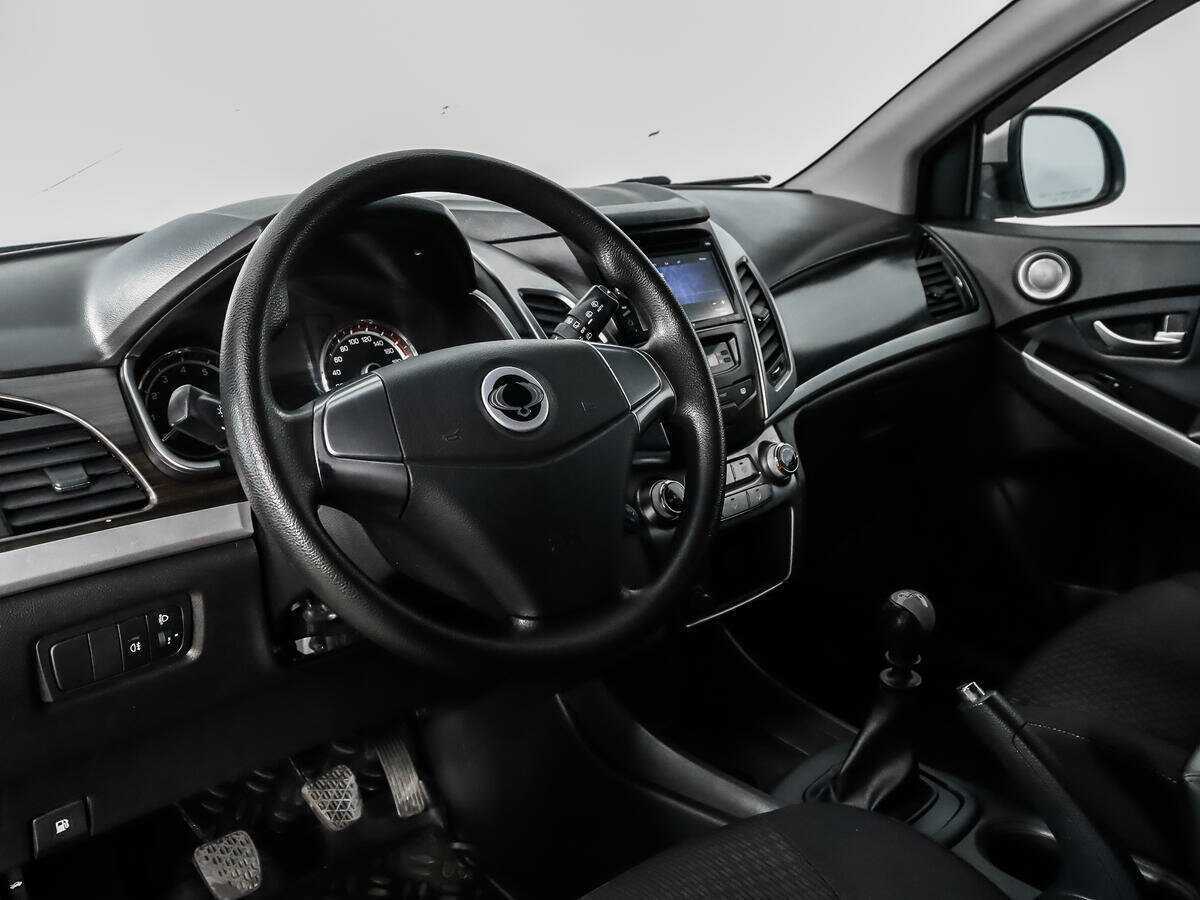 Сан-Ён Актион б/у, 2013, Механическая. Фото: #8