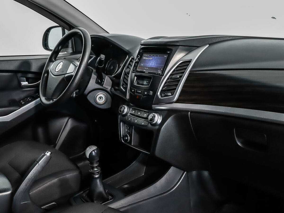 Сан-Ён Актион б/у, 2013, Механическая. Фото: #10