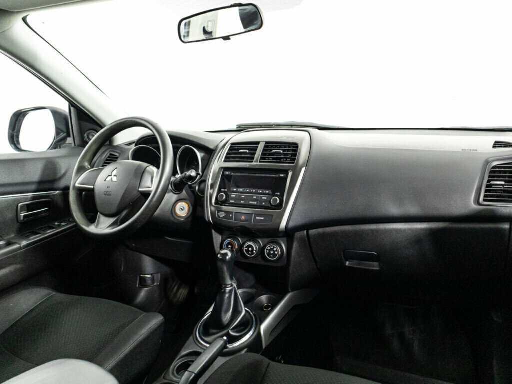 Митсубиши АС-Икс б/у, 2013, Механическая. Фото: #8