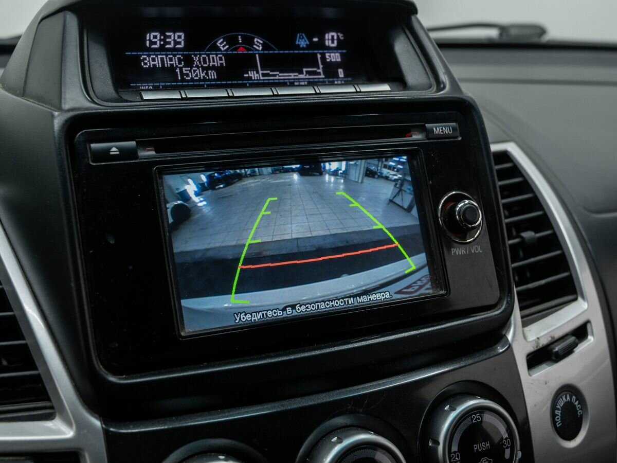 Митсубиши Паджеро Спорт б/у, 2014, Автоматическая. Фото: #18