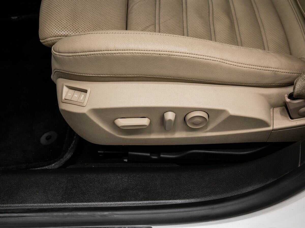 Опель Инсигния б/у, 2015, Автоматическая. Фото: #15