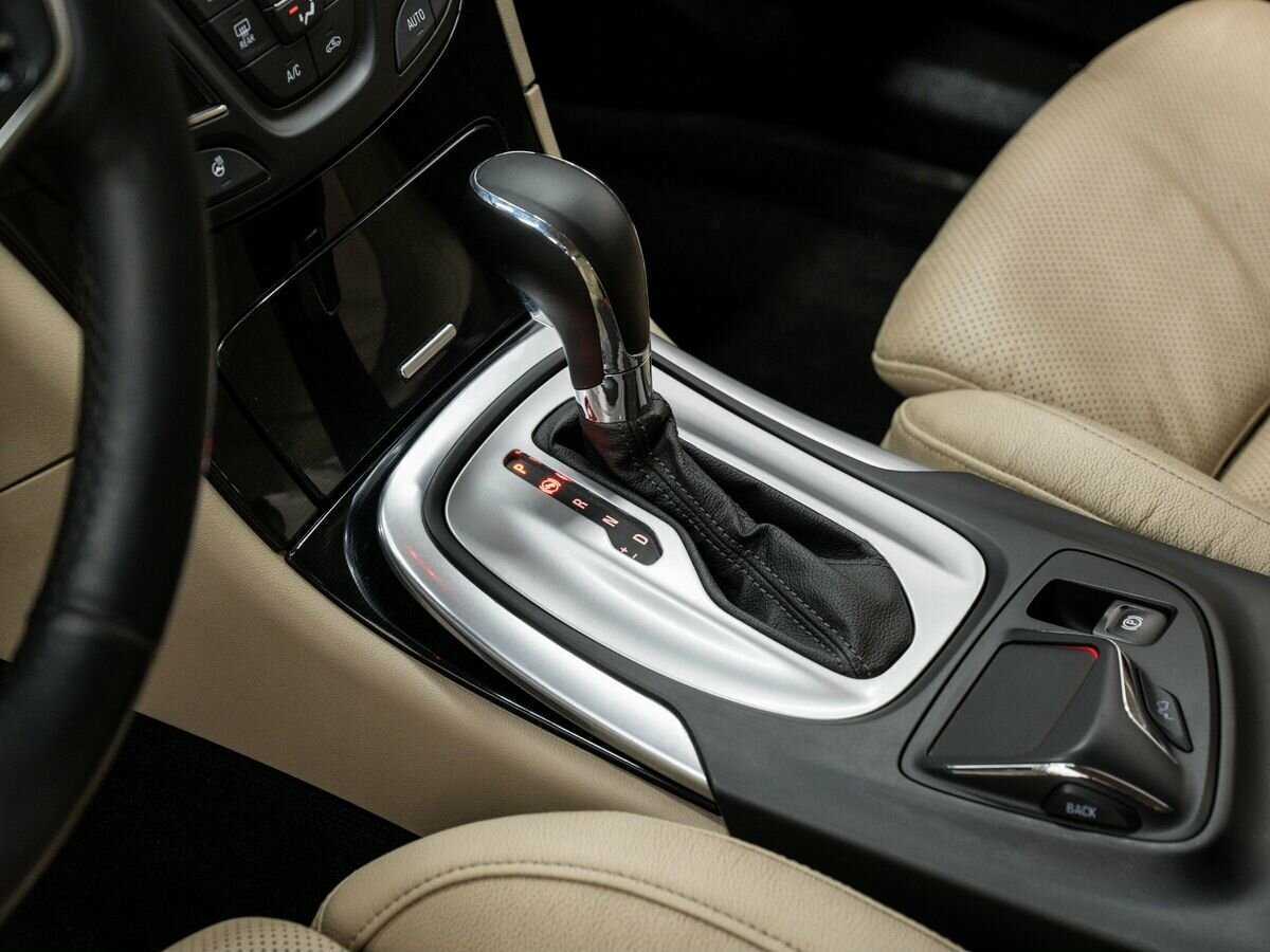 Опель Инсигния б/у, 2015, Автоматическая. Фото: #17